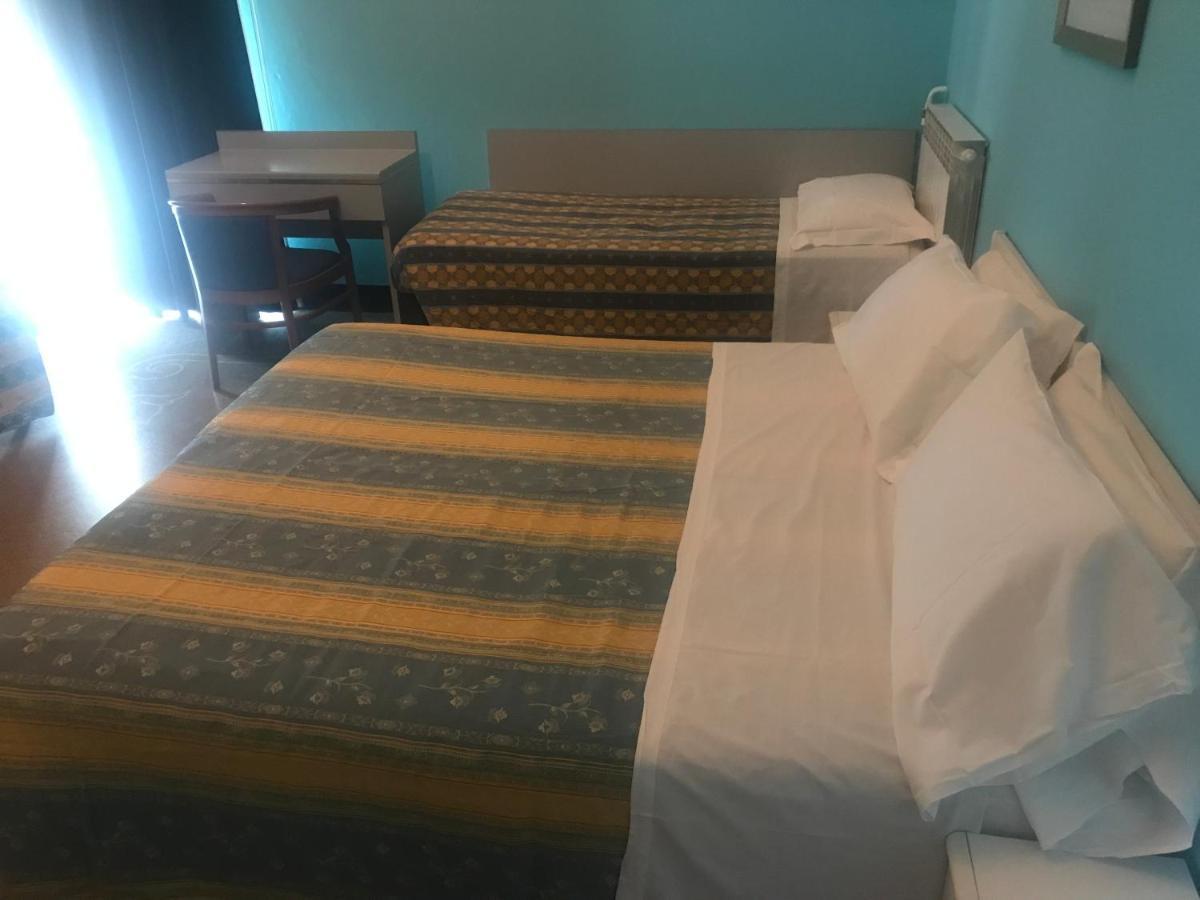 Hotel Doria 키아바리 외부 사진